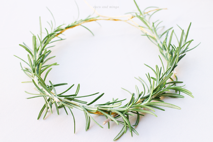 Rosemary mini wreaths_holiday place cards